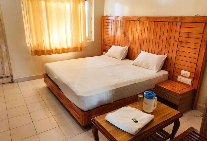 豪华房间, Pops Resort