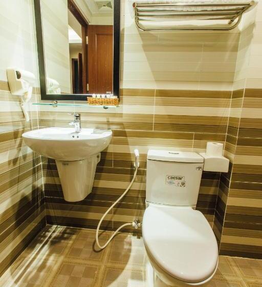 اتاق خانوادگی, Sunflower Hotel 2