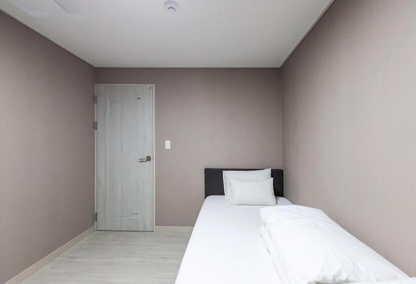 خانه 3 خوابه, Seomyeon Brown Dot Hotel Gold