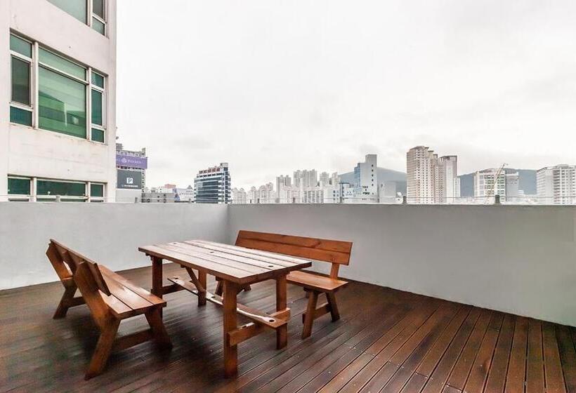 خانه 3 خوابه, Seomyeon Brown Dot Hotel Gold