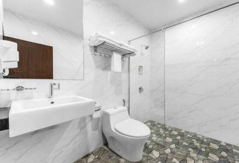 סוויטה משפחתית, U3