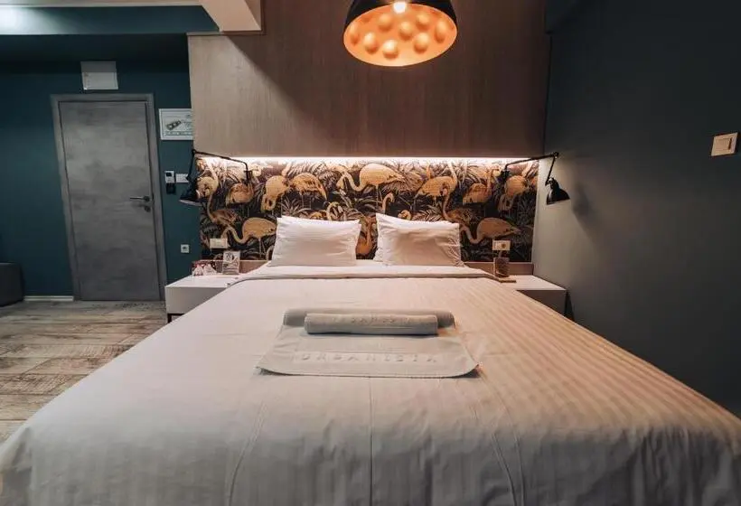 اتاق لوکس با بالکن, Urbanista Hotel & Bar
