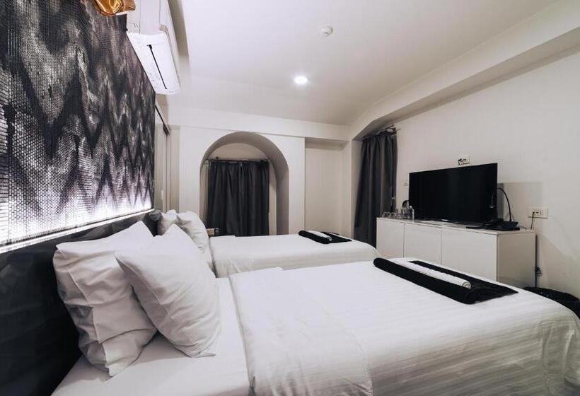 Superior Room with Terrace, Urbanista Hotel & Bar
