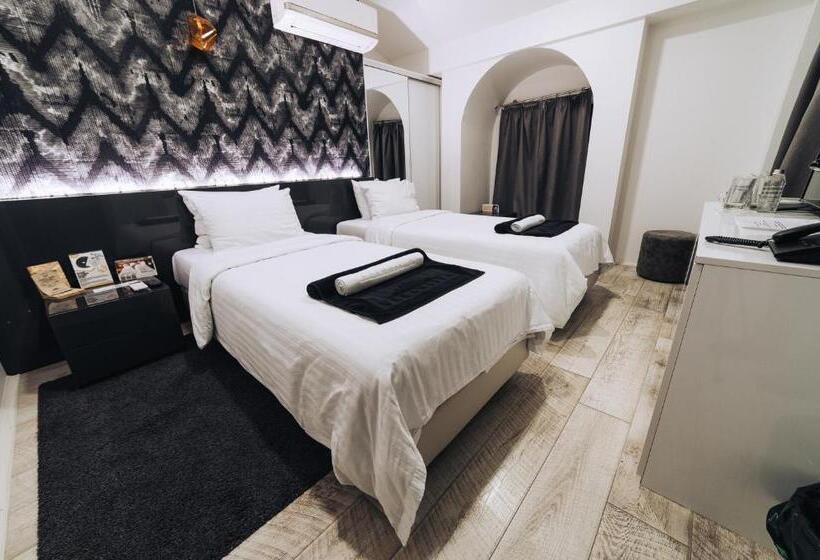 Superior Room with Terrace, Urbanista Hotel & Bar