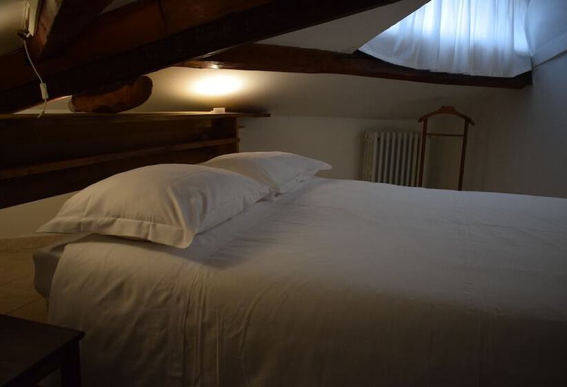 شقة دور أخير غرفة نوم واحدة, Villa Liberty Urbino