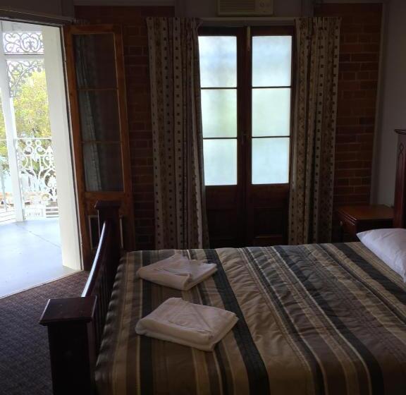 Люкс Вид на Реку, Heritage Hotel Rockhampton