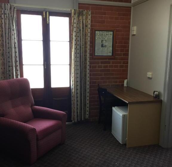 سوئیت با چشمانداز رودخانه, Heritage Hotel Rockhampton