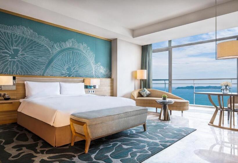 Номер Deluxe Кровать Кинг, Atlantis Sanya