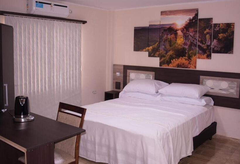 スタンダードシングルルーム, Austral