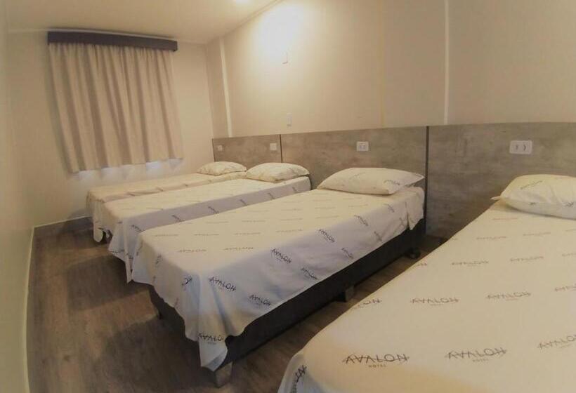 Четырехместный Номер Стандарт, Avalon Maringá Econômico