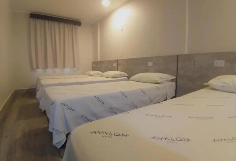 スタンダード４人部屋, Avalon Maringá Econômico