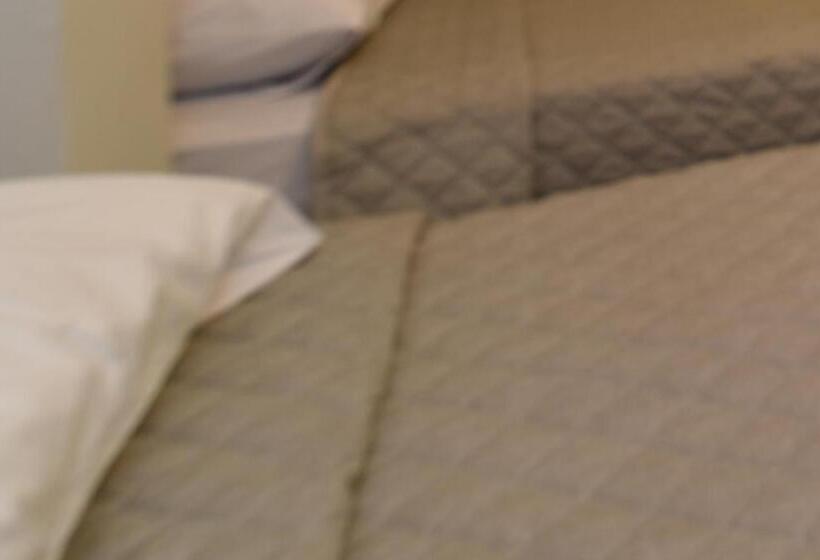 스탠다드 트리플 룸, Star Hotel Limoeiro