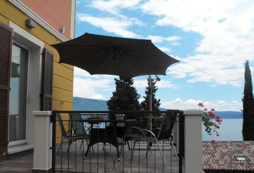 Standard-huone Terassi, Il Sogno Sul Lago