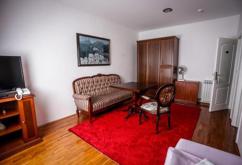 اتاق استاندارد, Bob