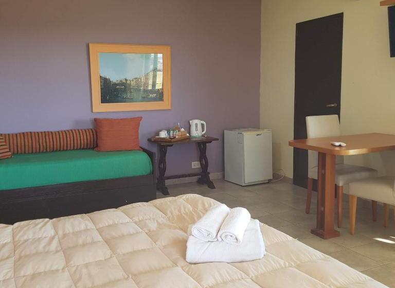 استودیوی سوپریور, Campo & Golf