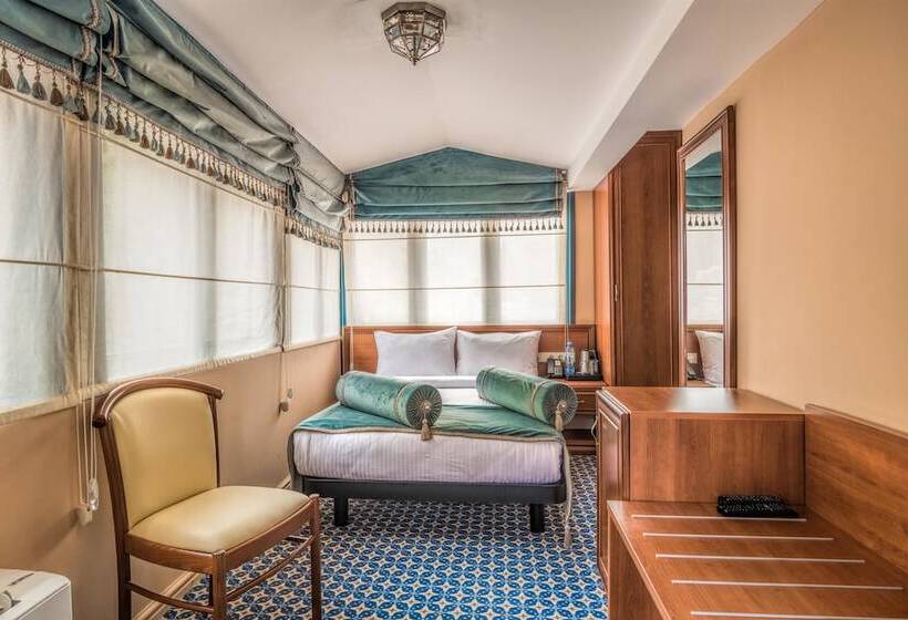 غرفة قياسية, Golden Tulip Borjomi