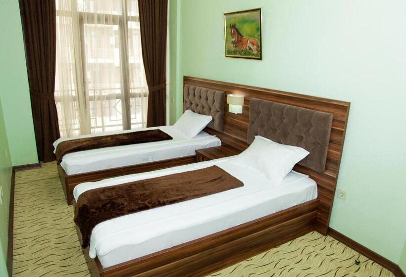 اتاق پریمیوم چهارنفره, Grand