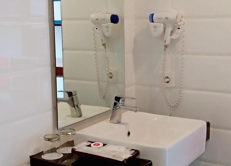 이그제큐티브 스위트, Up Peak Hotel Simpang Lima Semarang Formerly Ha Ka Simpanglima Hotel Semarang