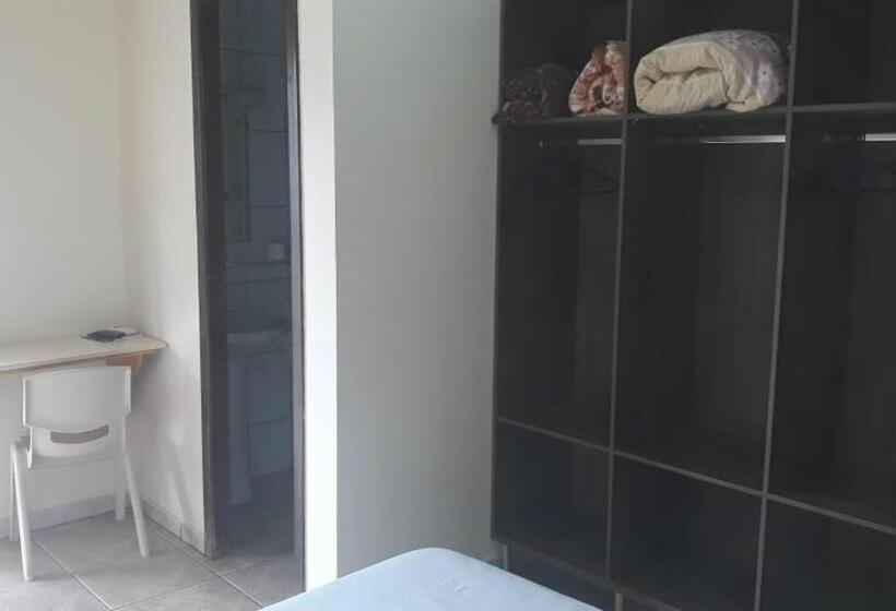 اتاق لوکس سه تخته, Maringa