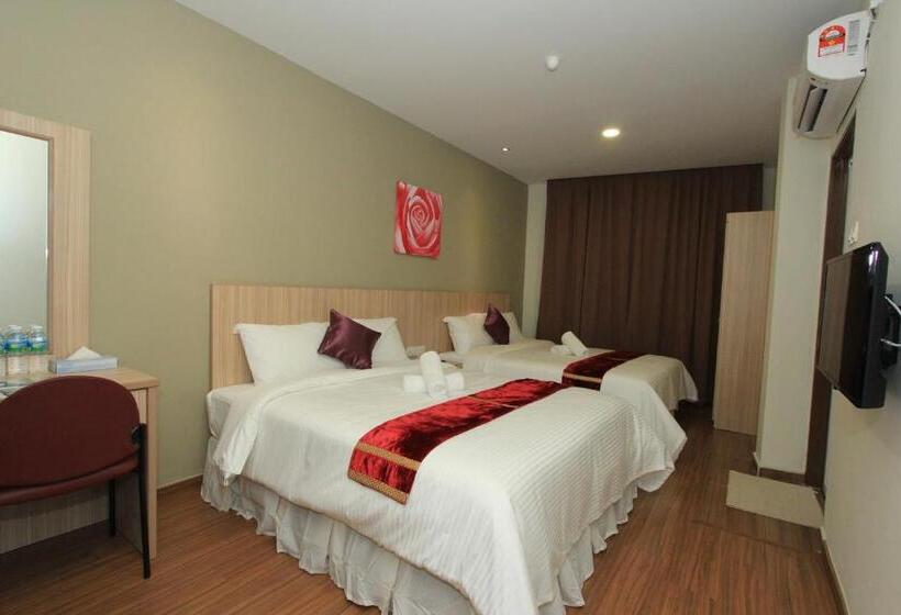 חדר משפחתי דלוקס, Veer