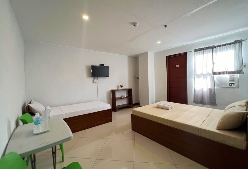 Трехместный Номер Deluxe, Guadalupe Inn Iloilo