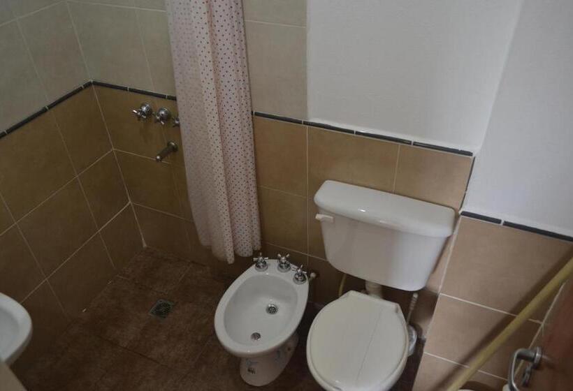 اتاق اجرایی سه نفره, Guest House Jujuy