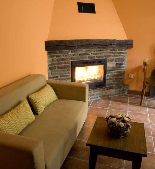 شقة غرفة واحدة, Tía María