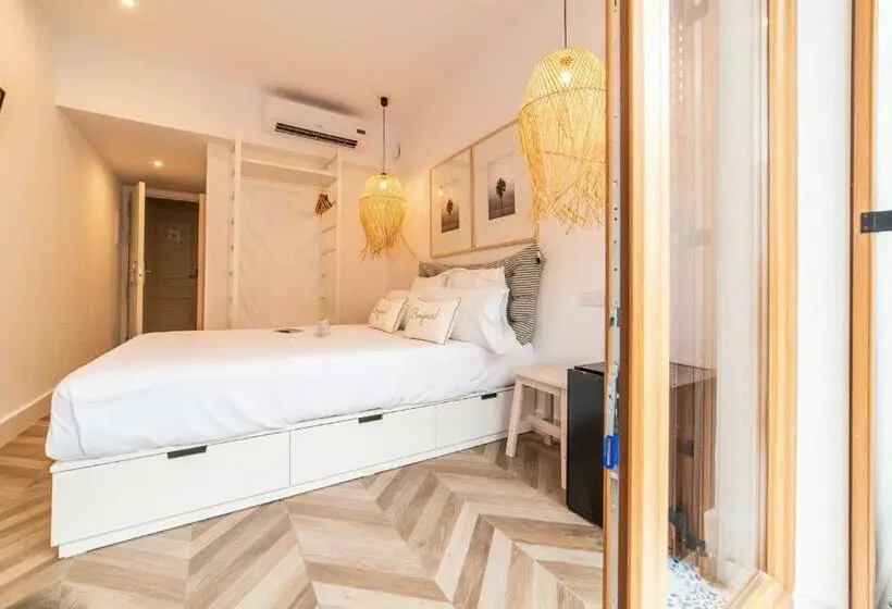 اتاق استاندارد با بالکن, Duna Hotel Boutique