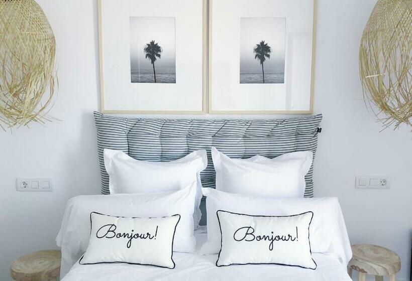 海景标准间带阳台, Duna Hotel Boutique