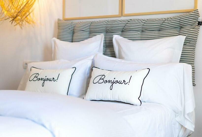 带海景的标准房, Duna Hotel Boutique