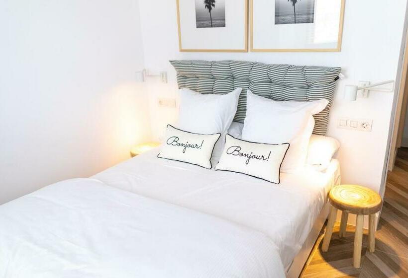 带海景的标准房, Duna Hotel Boutique