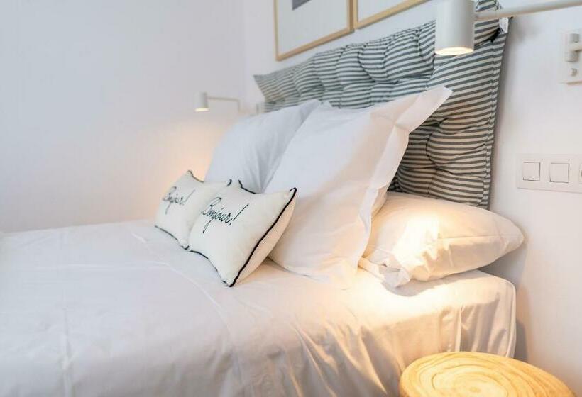 带海景的标准房, Duna Hotel Boutique