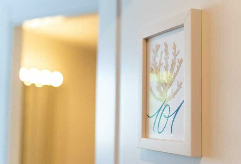 带海景的标准房, Duna Hotel Boutique