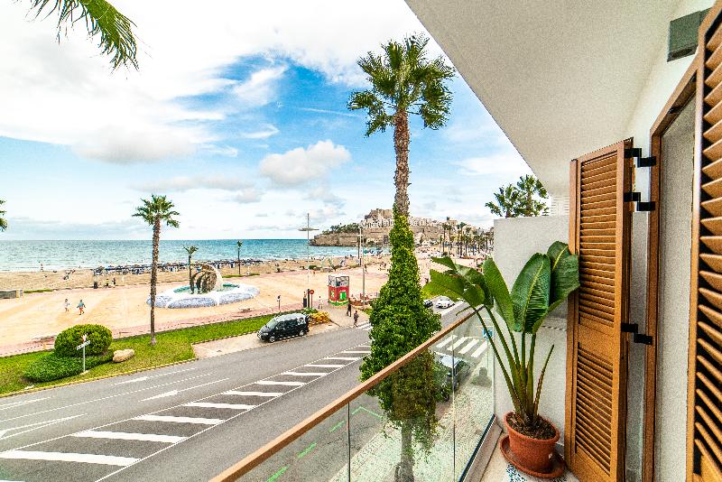 海景标准间带阳台, Duna Hotel Boutique