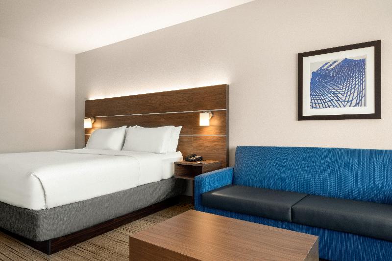Номер Стандарт Кровать Кинг Адаптированный для Инвалидов, Holiday Inn Express & Suites   West Des Moines   Jordan Creek, An Ihg