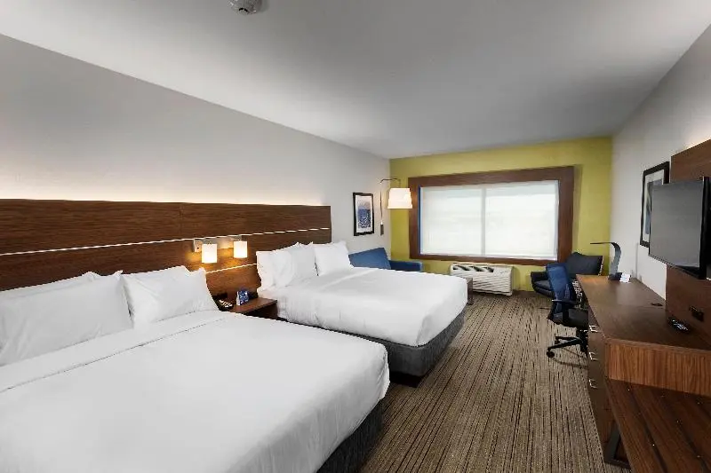 スイート, Holiday Inn Express & Suites   West Des Moines   Jordan Creek, An Ihg