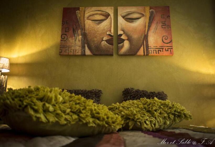 Номер Стандарт с Балконом, Mer Et Sable B&b