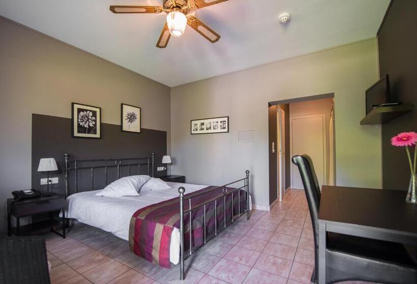 חדר סטנדרט, Auberge De La Lesse