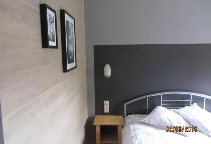 スタンダードルーム, Auberge De La Lesse