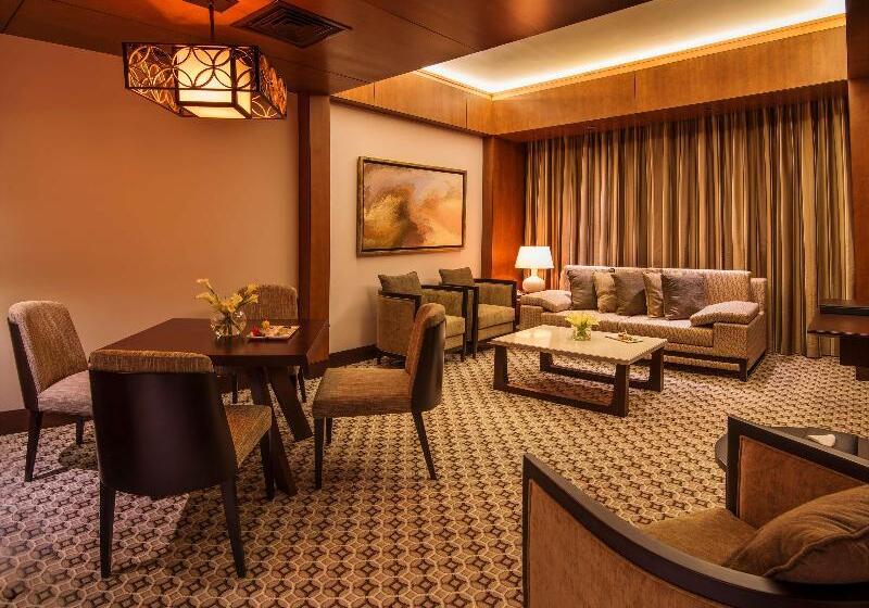 سوییت, Ayla Grand