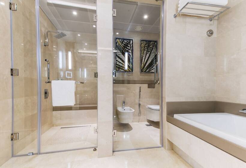 اتاق لوکس, Ayla Grand