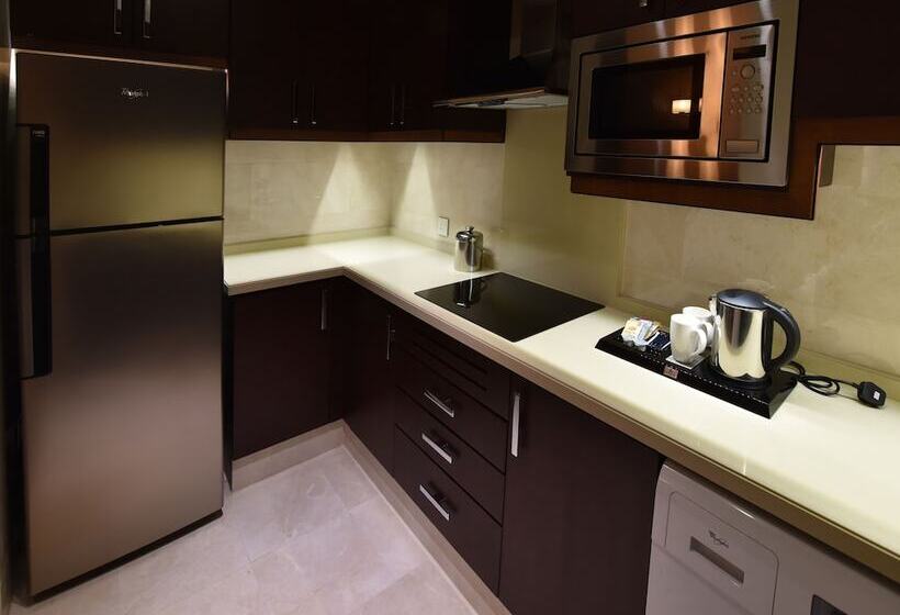 سوئیت دلوکس 2 خوابه, Ayla Grand