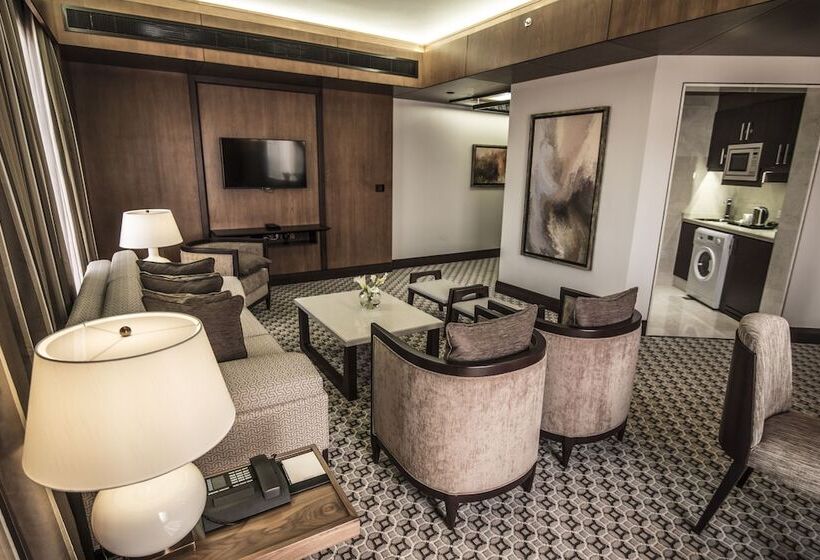 سوئیت دلوکس 2 خوابه, Ayla Grand