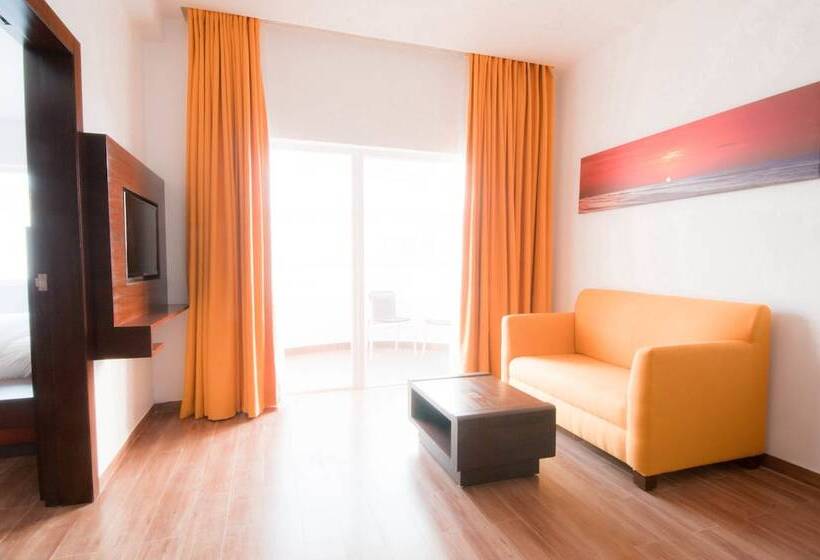 Deluxe Suite, Bloomsuites L Calangute