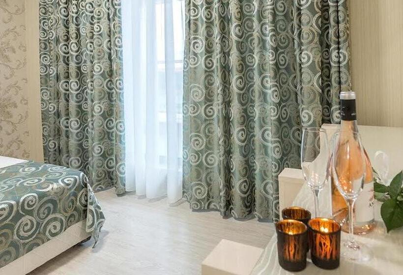 스탠다드 스튜디오, Capri