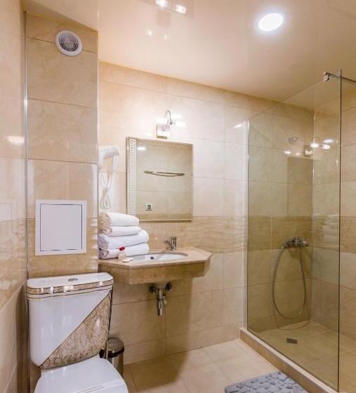 스탠다드 스튜디오, Capri