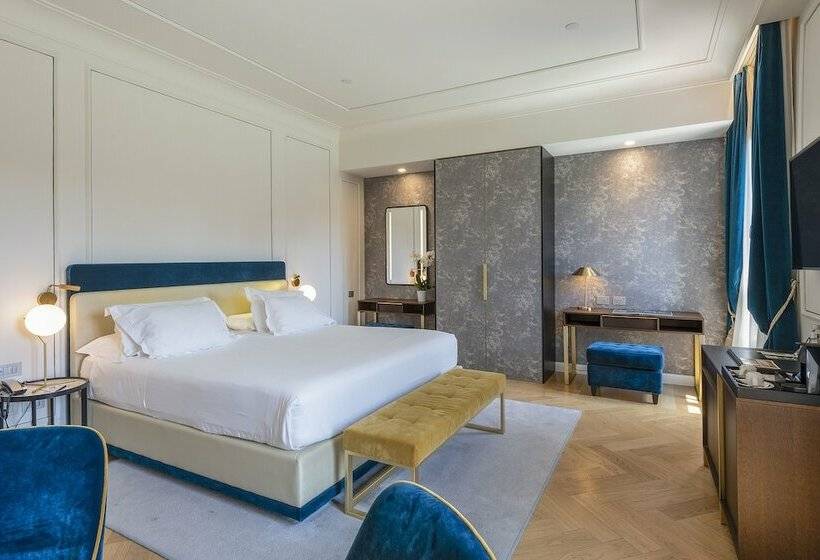 جناح جونيور, H10 Palazzo Canova