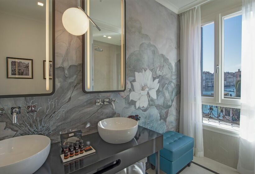 جناح جونيور, H10 Palazzo Canova