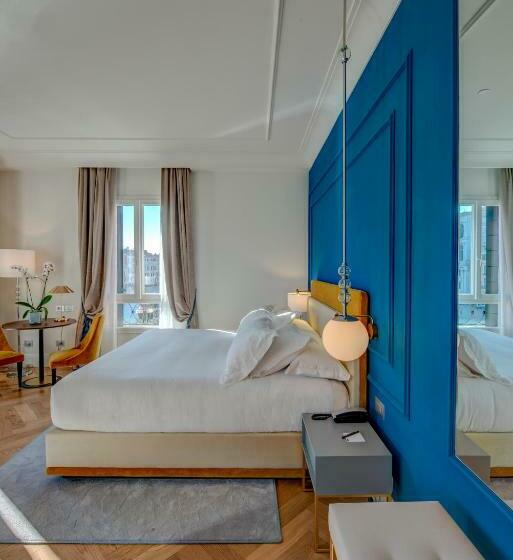 جناح جونيور ذات إطلالة, H10 Palazzo Canova