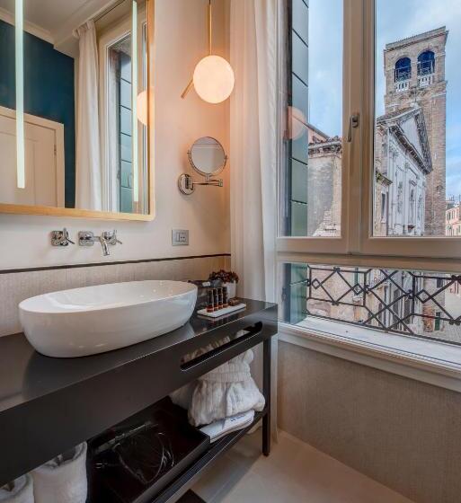 غرفة سوبيريور مطلة على المدينة, H10 Palazzo Canova